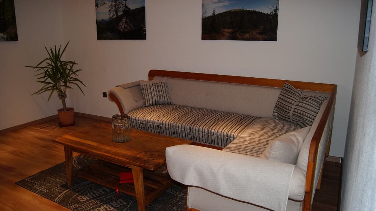 Wohnzimmer mit TV Wohnzimmer mit TV